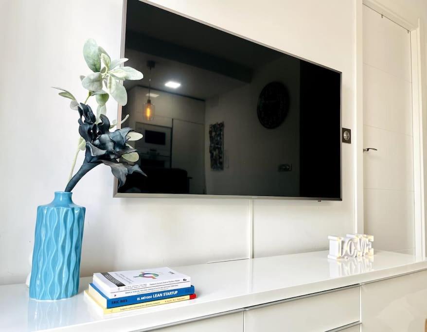 Nuevo!! Apartamento Lujo&Confort. Parking Севілья Екстер'єр фото